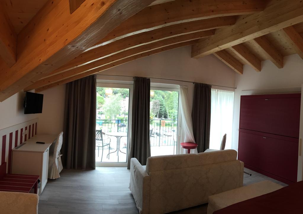 Hotel Resort Le Vele Domaso Chambre photo