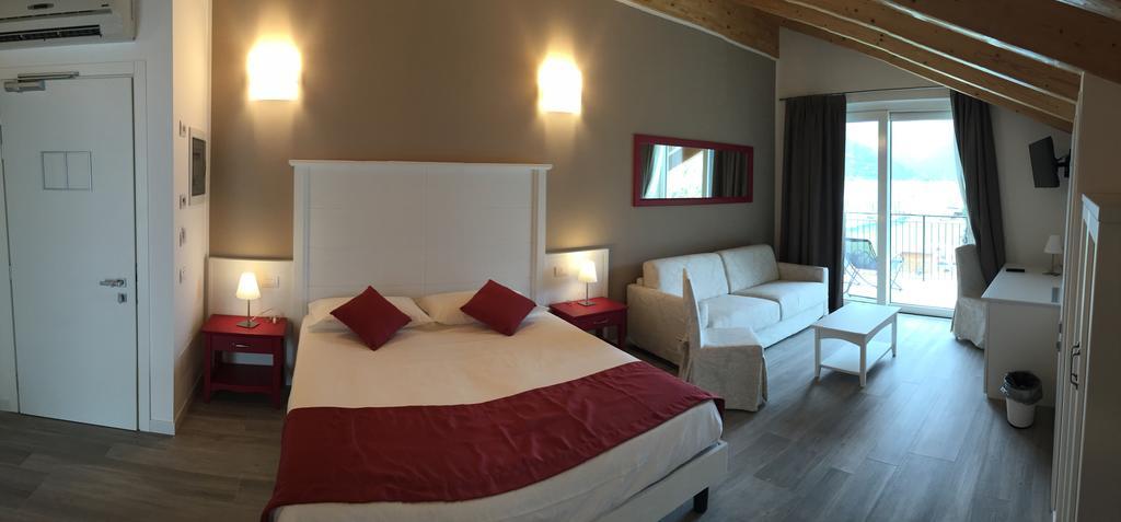 Hotel Resort Le Vele Domaso Chambre photo
