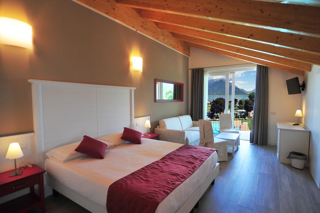 Hotel Resort Le Vele Domaso Chambre photo